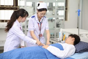Y tế công cộng mở ra nhiều cơ hội việc làm trong lĩnh vực chăm sóc và bảo vệ sức khỏe cộng đồng
