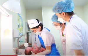 Hồ sơ cần chuẩn bị khi đề nghị cấp mới giấy phép hành nghề Hộ sinh theo quy định hiện hành